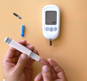 12 Possible Signs of High Blood Sugar You Should Know About