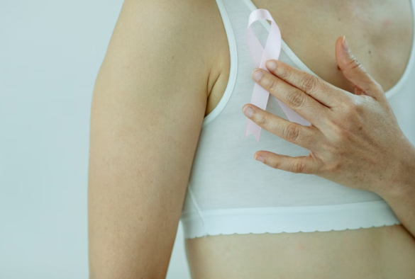 10 Possible Warning Signs of Breast Cancer You Should Know
