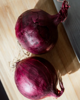 Can Onions Improve Eye Health? What Science Says