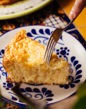 Easy Cheesy Cornbread Recipe – Moist, Fluffy & Full of Flavor